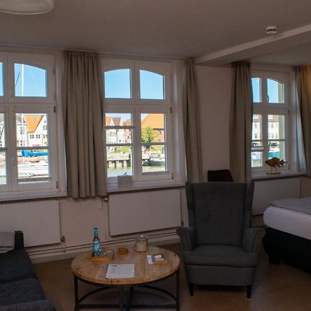 Hotel Das Brueckenhaus Glückstadt Buitenkant foto