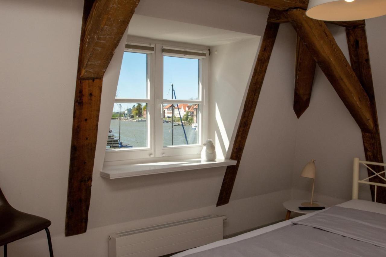 Hotel Das Brueckenhaus Glückstadt Buitenkant foto